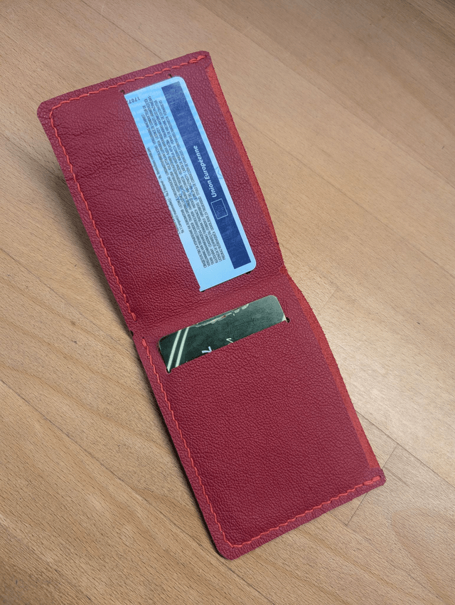 Porte carte 3 emplacements et poche à billet.