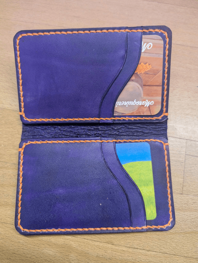 Porte carte 4 emplacements.