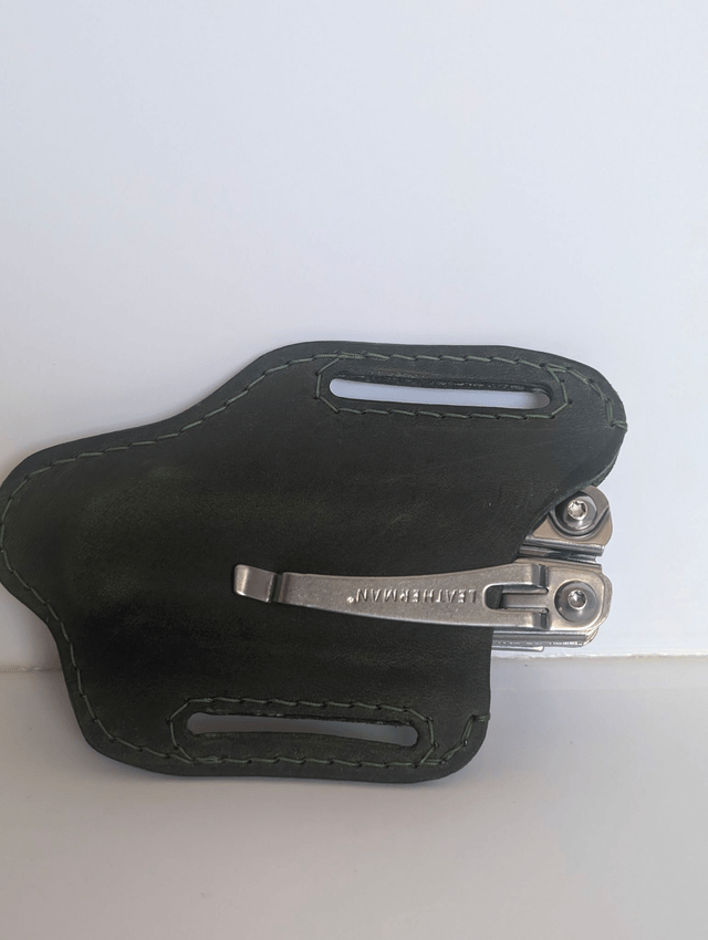 Etui style "Pancake" pour pince Leatherman ( pince non fournie).