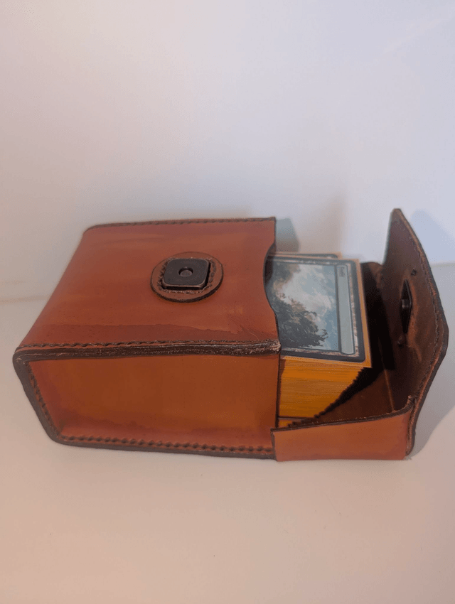 Boite pour deck Magic the gathering.