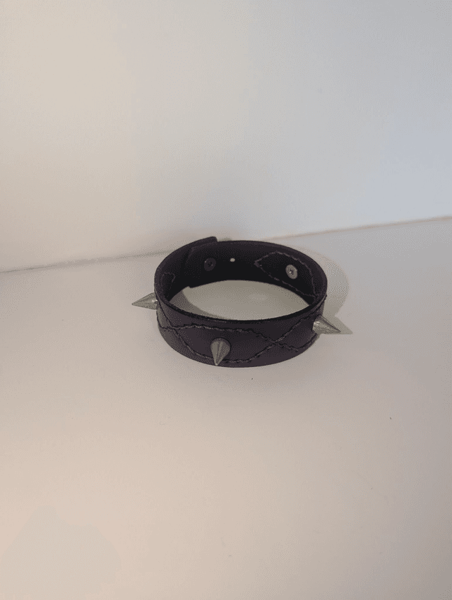 Bracelet clouté